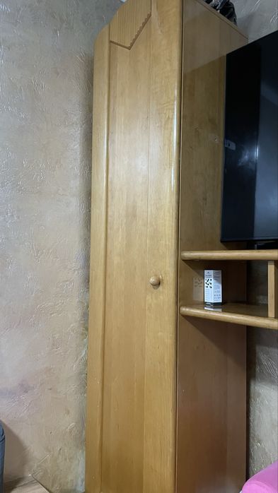 Продам гарнитур итальянский для гостиный