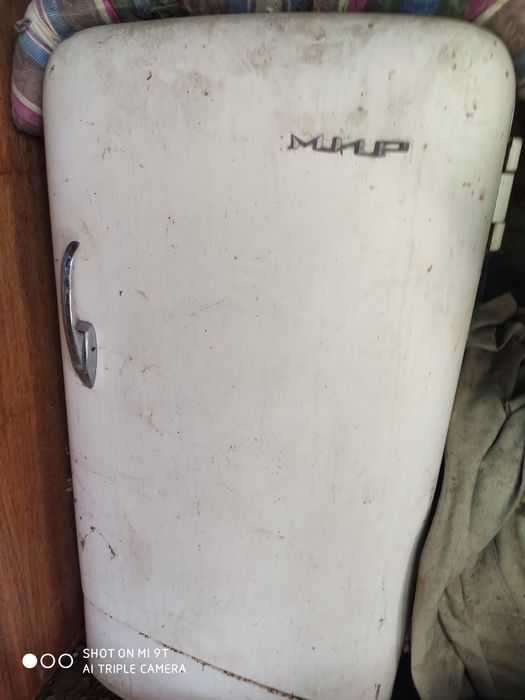 Продам холодильник ссср