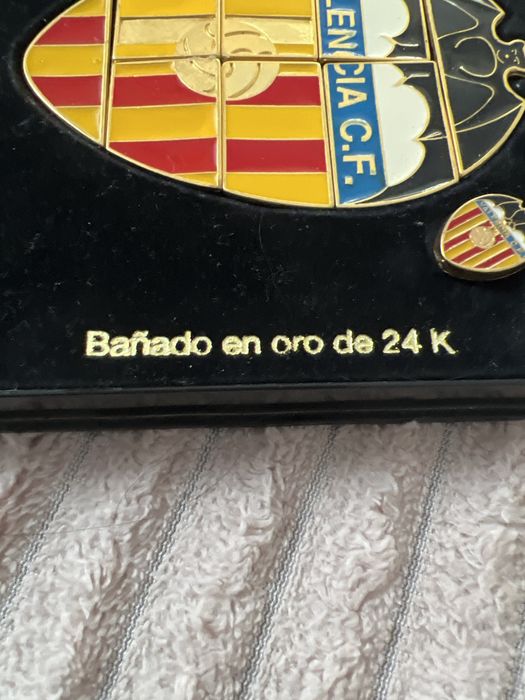 Emblema Placheta Valencia C.F. placata cu aur 24 K