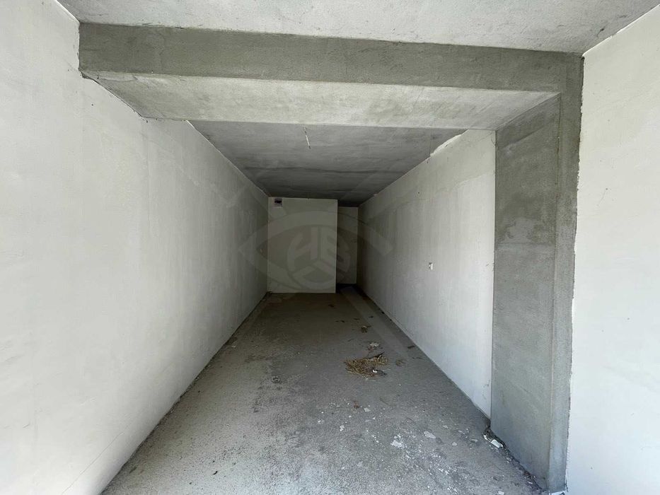 Продава се Гараж / Паркомясто в Бургас, Меден рудник - зона А - 29 кв.м за 828 €/кв.м - Снимка #1