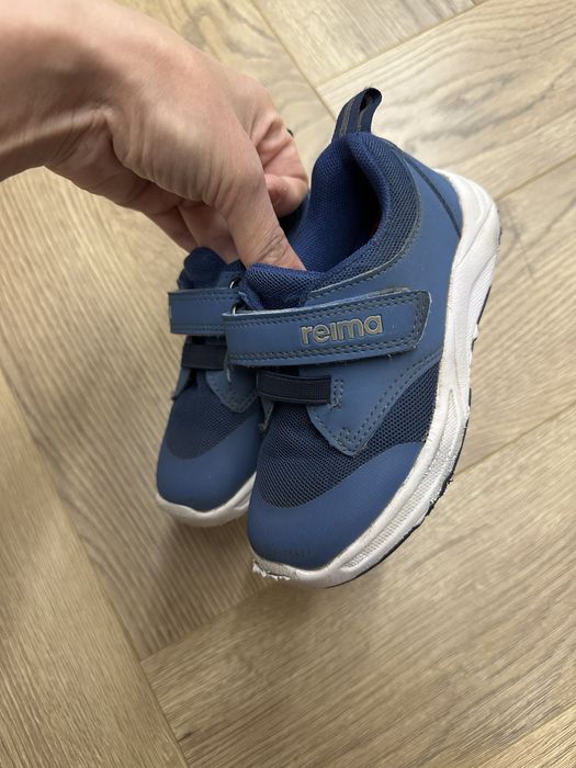 Кроссовки Reima и кроксы