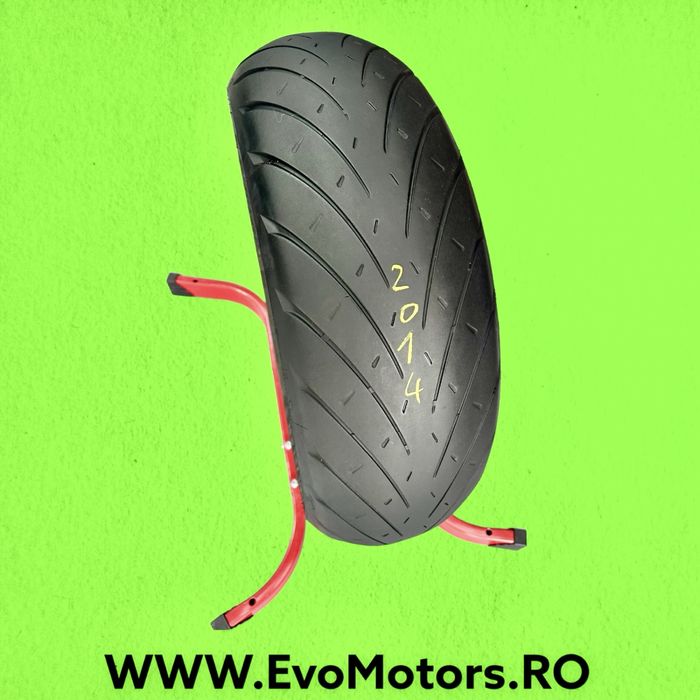 Anvelopa Moto 190 55 17 Metzeler Roadtec01 Cauciuc Spate C2014
