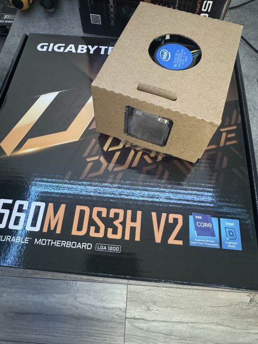 Kit Gaming Intel Core i5 10500 (Sigilat) + Placa de baza GIGABYTE B560M DS3H V2 (Nouă)