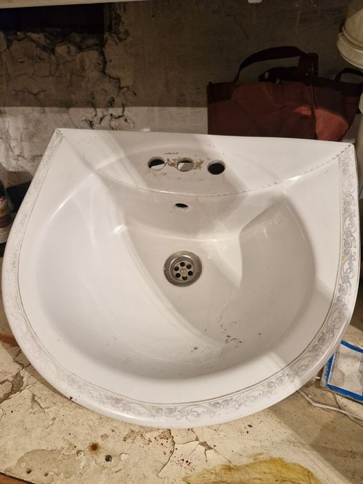 Продам маленькую раковину