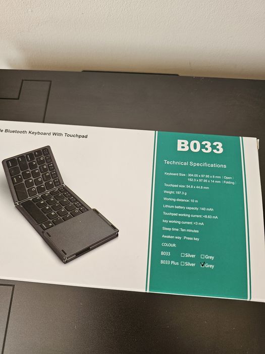 Клавиатура с тъч пад B033