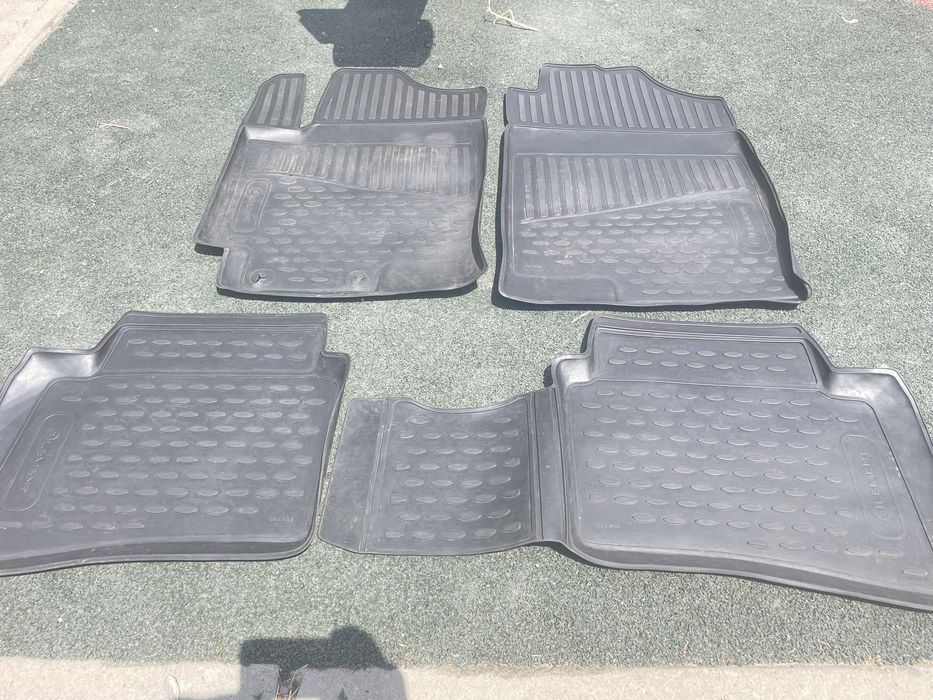 Акцент машинасына арналған коврик