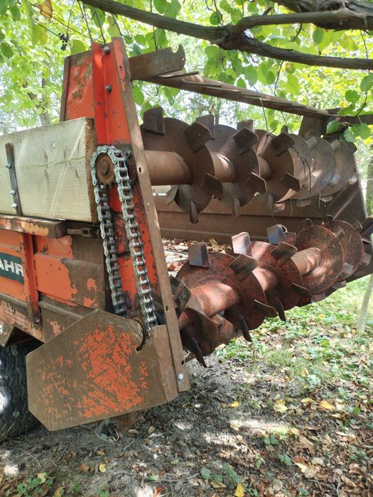 Mig de gunoi , remorca împrăștiat bălegar, gunoiera deutz fahr 5,5 t