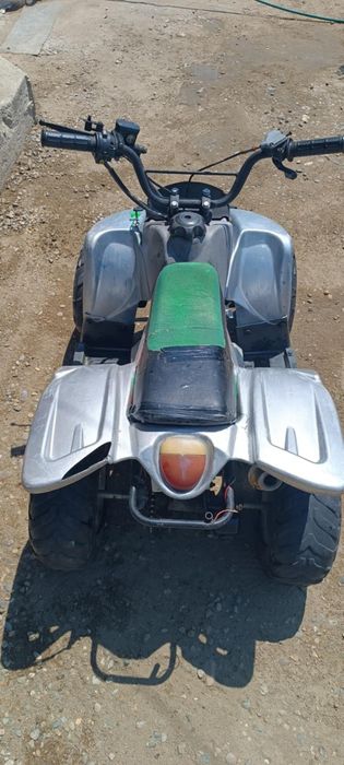 Vând ATV in 4 timpi