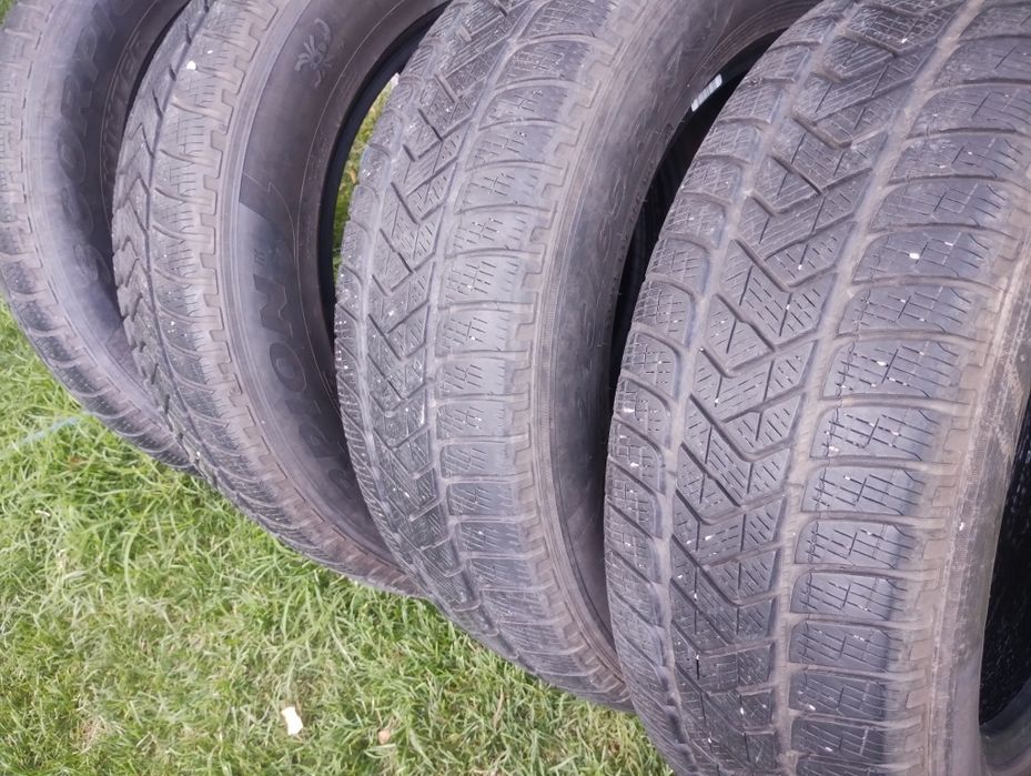 Гуми Pirelli 215 65 17r
