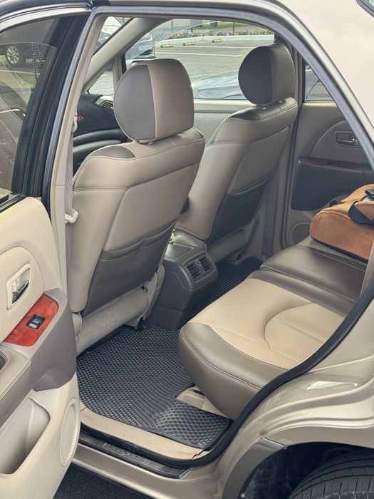 Продам Lexus RX300