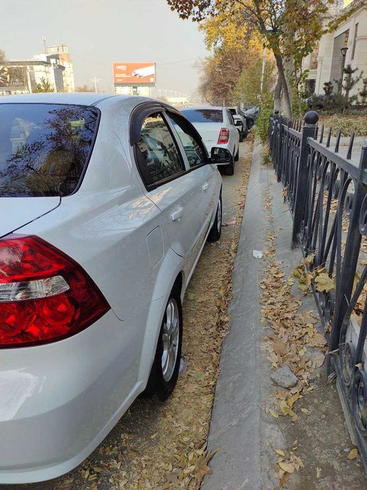 Срочно!!! продается автомобиль CHEVROLET NEXIA-3