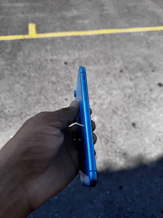 Iphone Xr 64 gb sotiladi