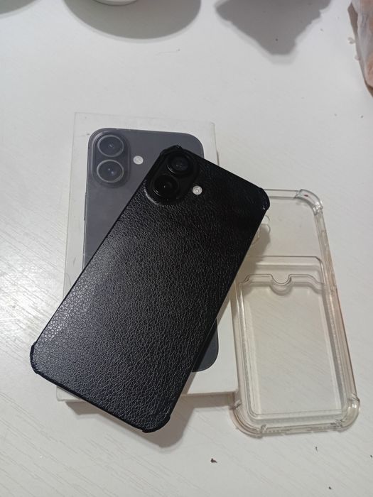 IPhone 16 black 128