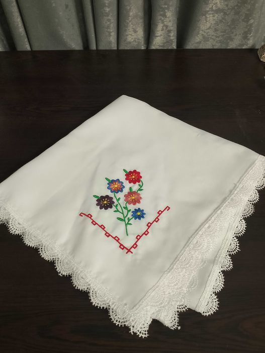 Памучни Забрадки с бродерия