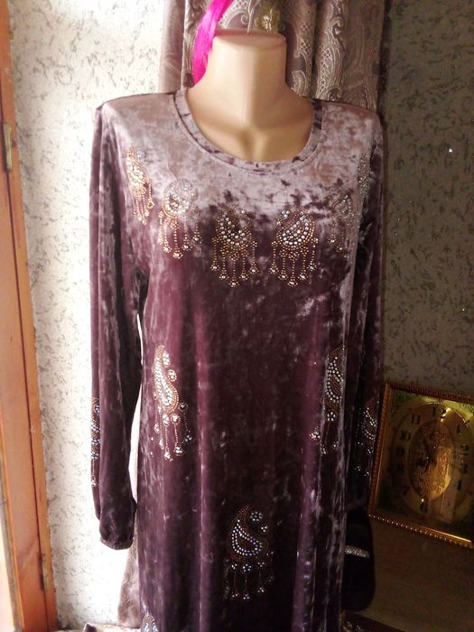 Ayollar uchun koʻylak begoyim matosidan