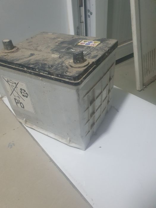 Продаётся акумулятор Delkor б/у