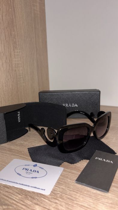 Ochelari de soare Prada nou