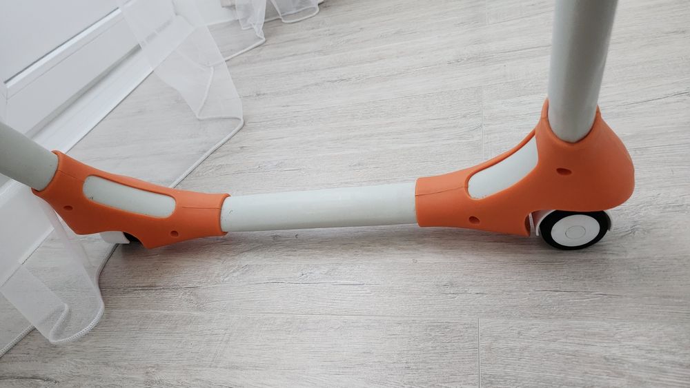 Столик для кормления