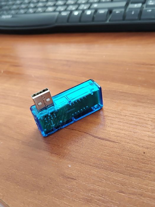 Волтметър и амперметър