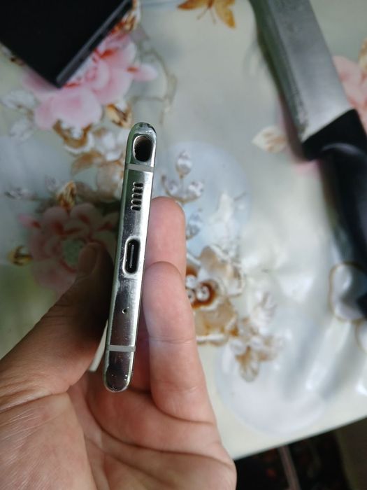Samsung Not 10 5G sotiladi srochna