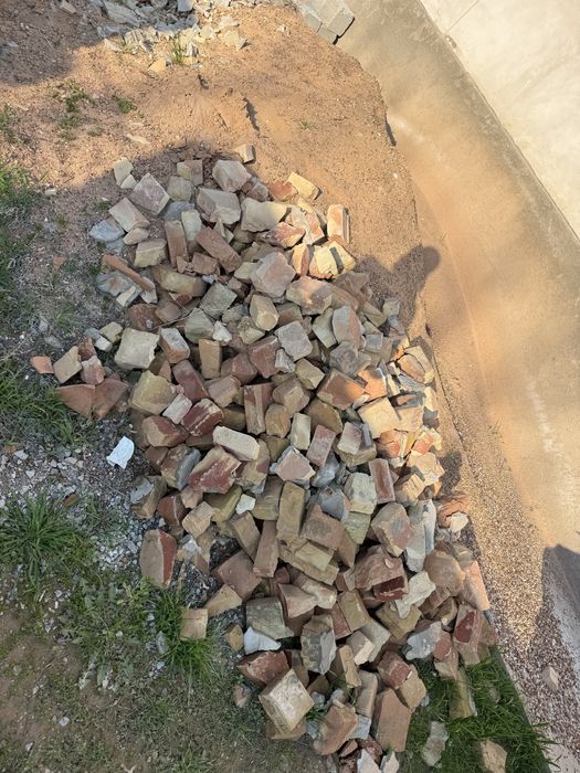 Кирпич жженный/бесплатно