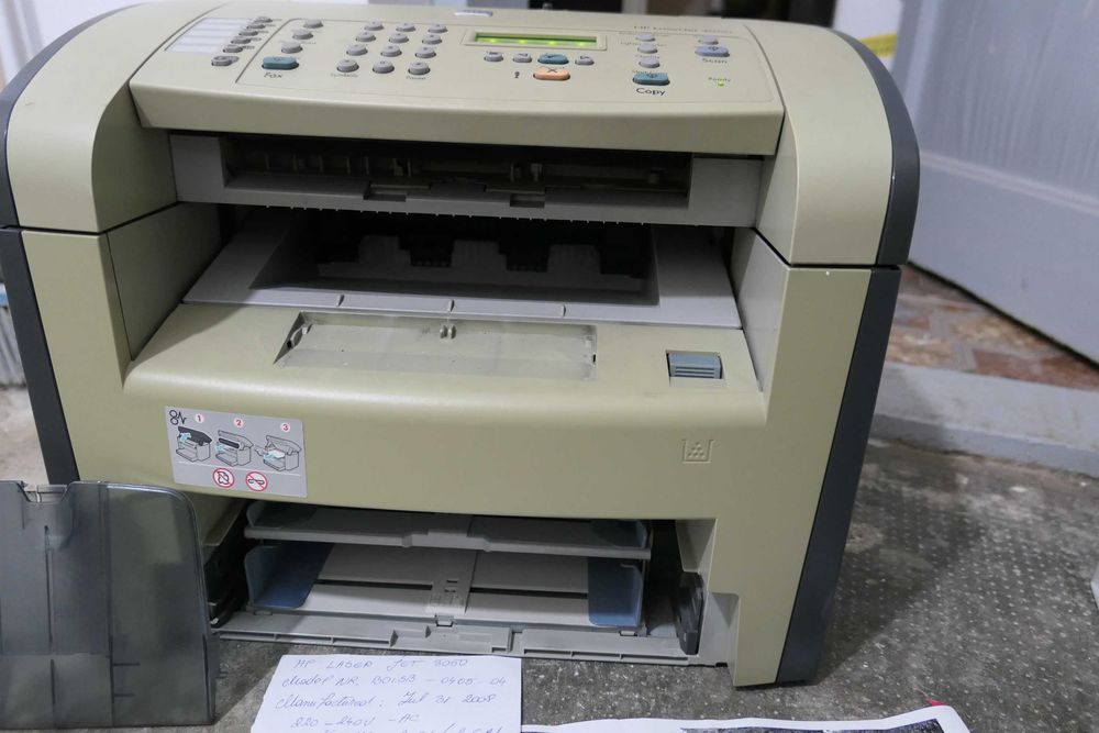 HP LaserJet 3050 Imprimanta Scanner Copiator FAX Multifunctionala