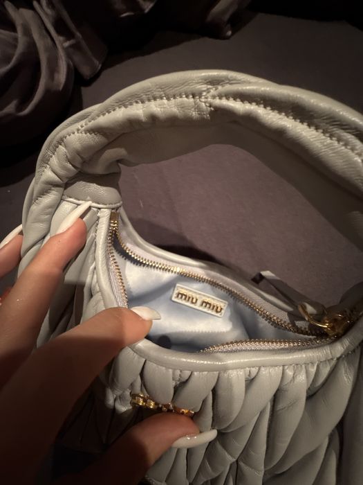 miu miu blue bag