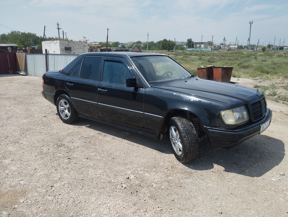 Продам мерседес 124