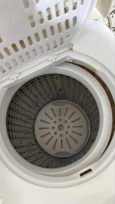 Стиральная машина полуавтомат Avngard 8кг в отличном состоянии