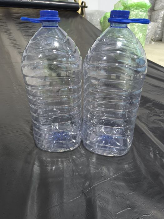 10 Litrli baklashka sotiladi Yangi.