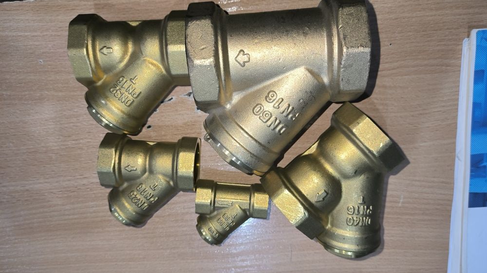 Латунные сетчатые муфтовые фильтры