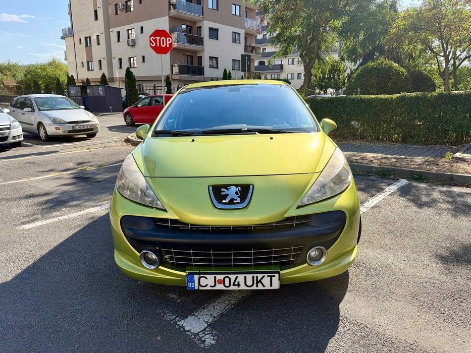 PEUGEOT 207