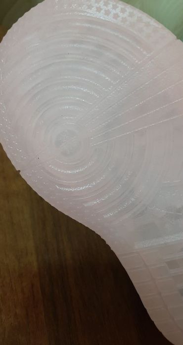 Продам кроссовки на девочку