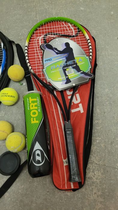 Set 2 rachete tenis de câmp NOI + mingi + husă