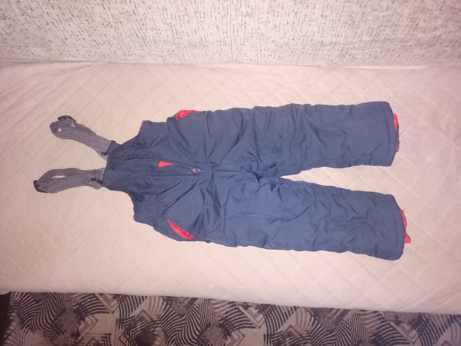 Продам детский зимний костюм