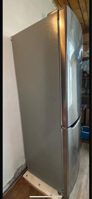 Холодильник рабочий