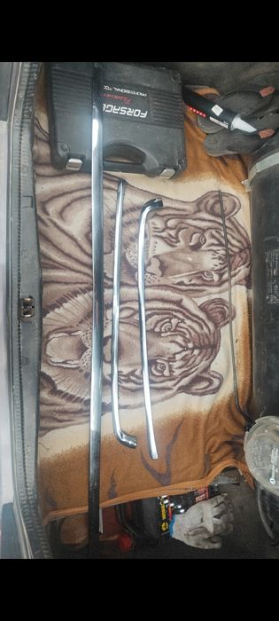 Подам никель на задний бампер Мерседес 124