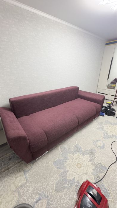 Продам диван в хорошем состояний
