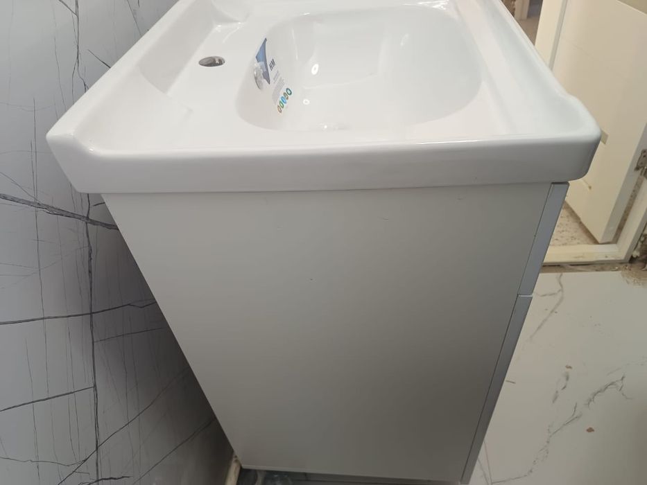 Продам тумба с раковиной