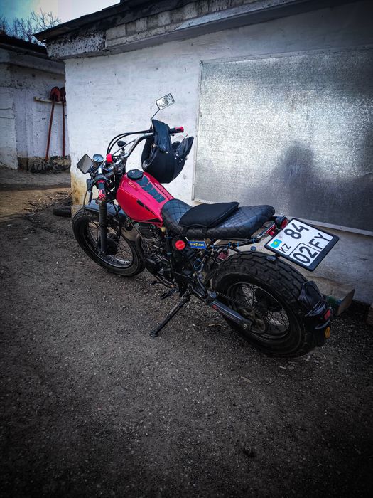 Мотоцикл YAMAHA TW 200