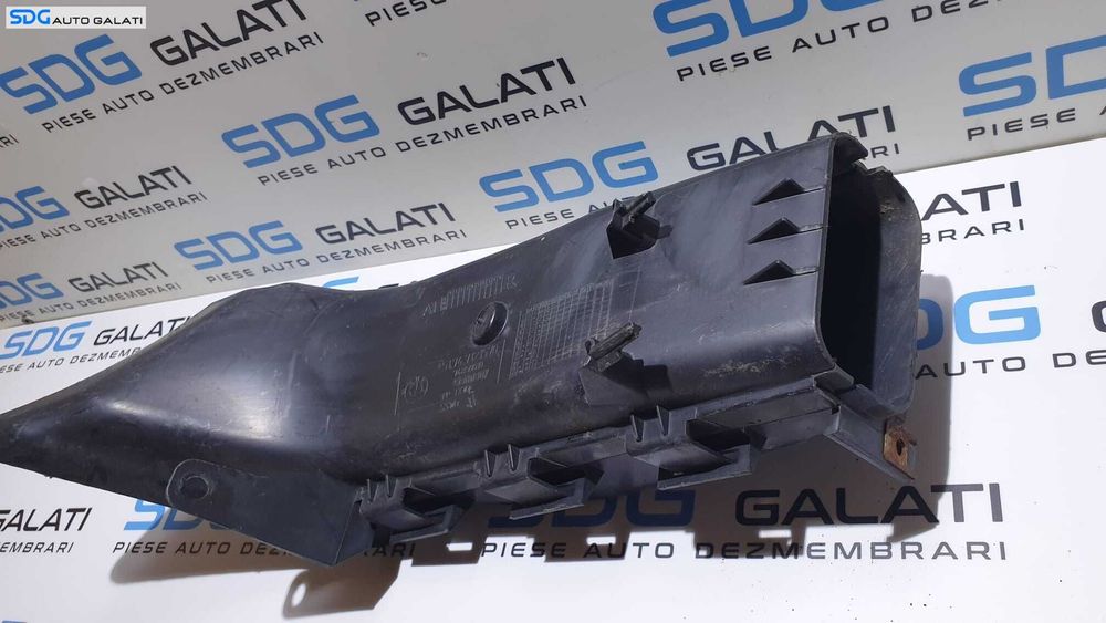 Tunel Tubulatura Racire Ventilatie Aer Frane Discuri Dreapta Fata BMW Seria 3 E90 E91 2004 - 2011 Cod 7121570 51747121570 [v0799]