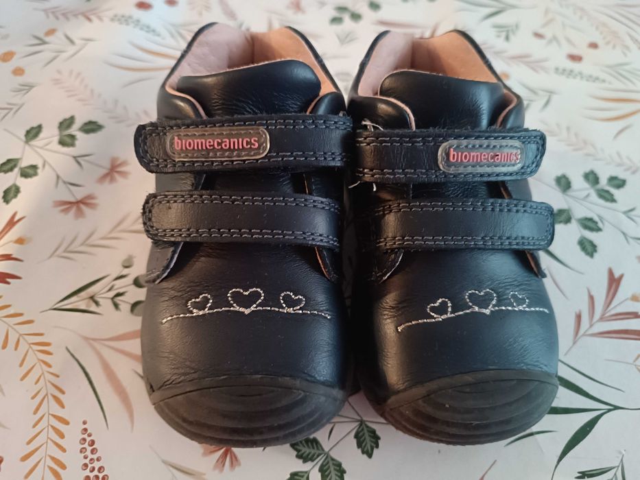 Pantofi biomecanics 21