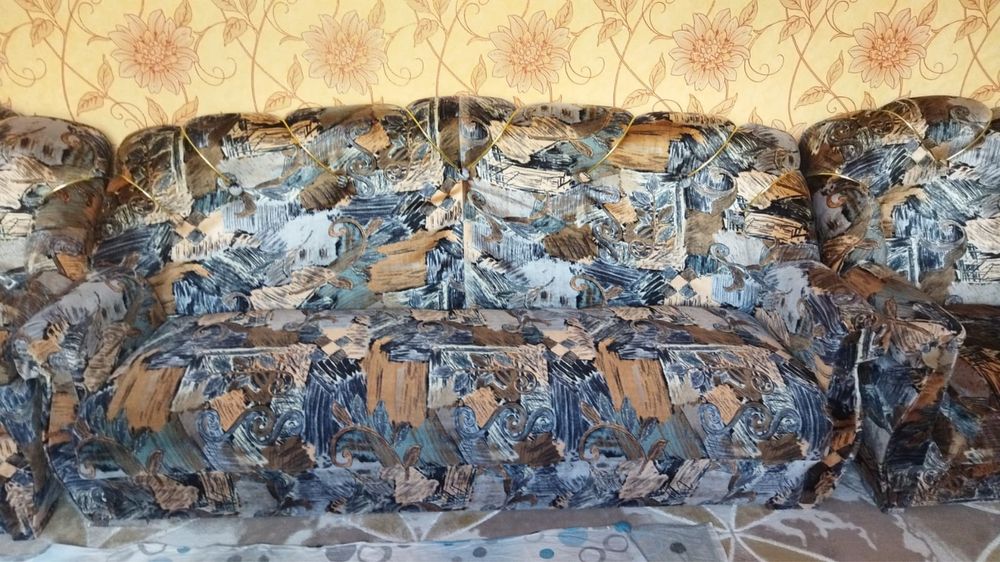 Диван и 2 кресла