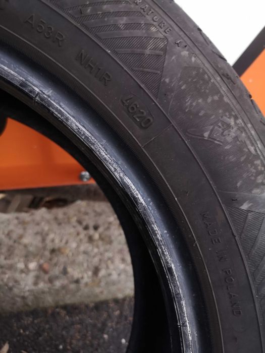 2бр 215/55/17 GOODYEAR 7мм грайфер дот:20г ***