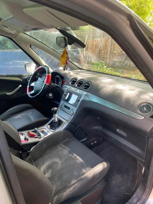 Ford s max mai multe detalii privat