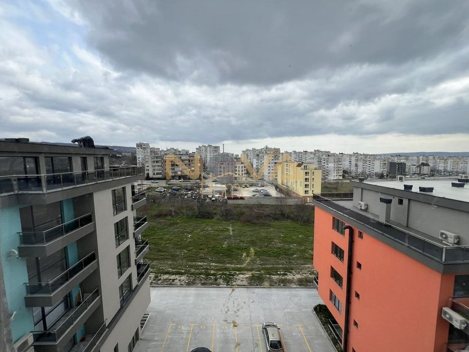 Продава се Двустаен апартамент в Варна, Кайсиева градина - 63 кв.м за 1004 €/кв.м - Снимка #1