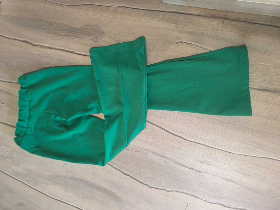 Зелен памучен панталон за 14 годишни