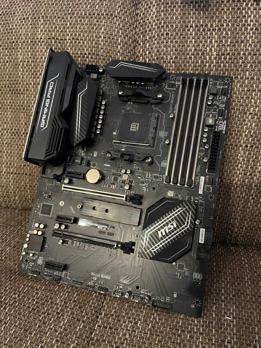 Placa de baza pentru calculator