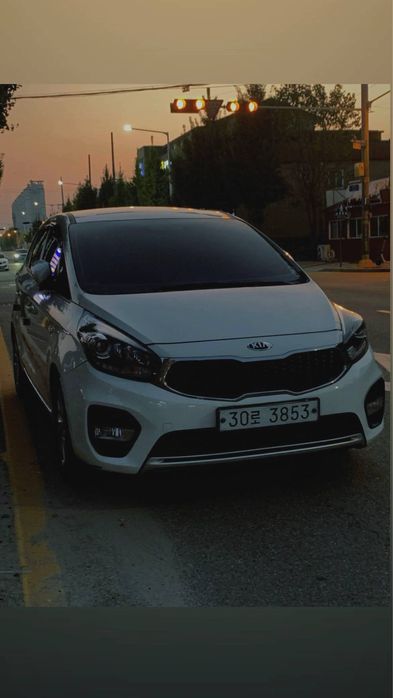Kia carens 2017 2.кб газ