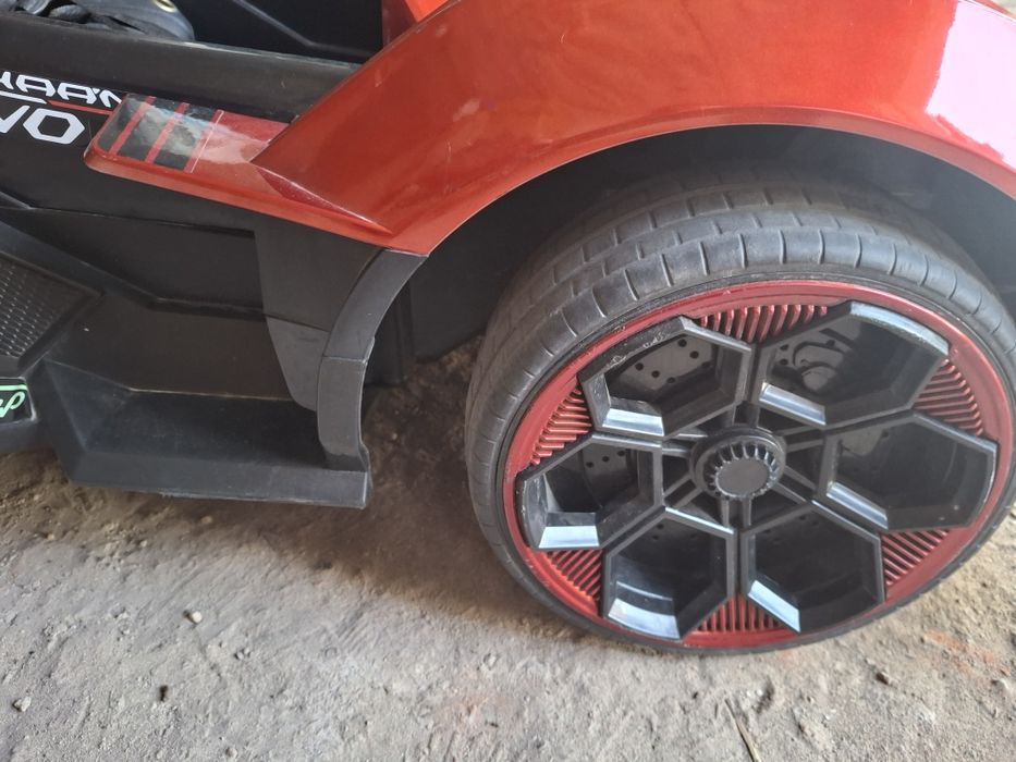 Детская машина Lamborghini